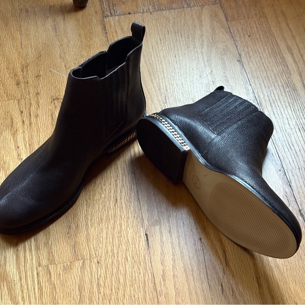 Michael Kors Leather Brown Sabrina Ankle Boots - Picture 6 of 13